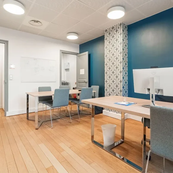 Espace indépendant 110 m² 22 postes Location bureau Rue Drouot Paris 75009 - photo 2