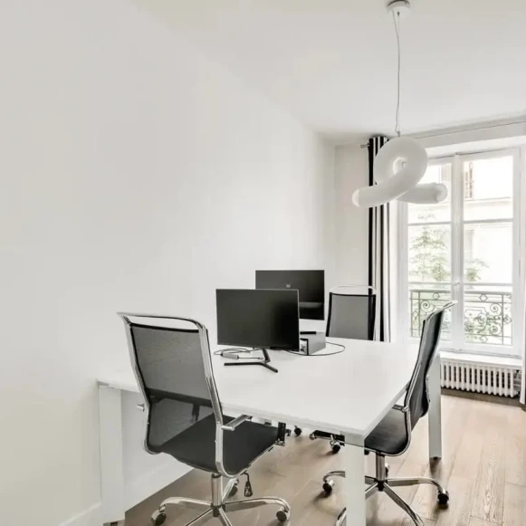Bureau privé 18 m² 5 postes Location bureau Rue Saint-Lazare Paris 75009 - photo 4