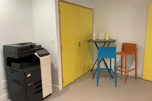 Bureau privé - 19100 - 1 poste - 348€