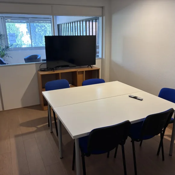 Open Space  5 postes Coworking Avenue Joannès Masset Lyon 69009 - photo 6