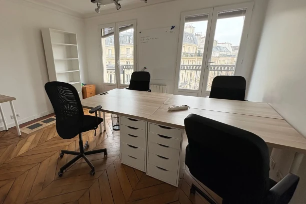 Bureau privé - 75001 - 5 postes - 3000€