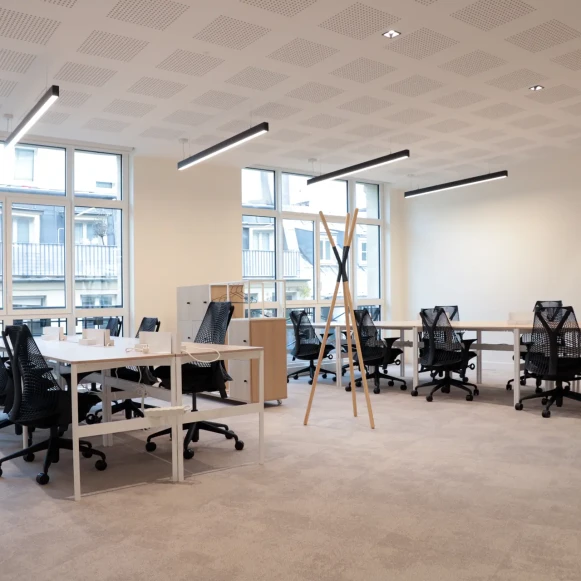 Bureau privé 30 m² 10 postes Location bureau Rue du Louvre Paris 75002 - photo 8