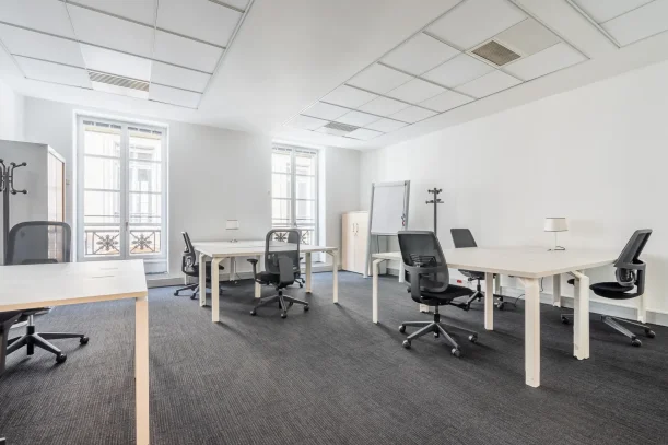 Bureau privé - 75001 - 8 postes - 5990€