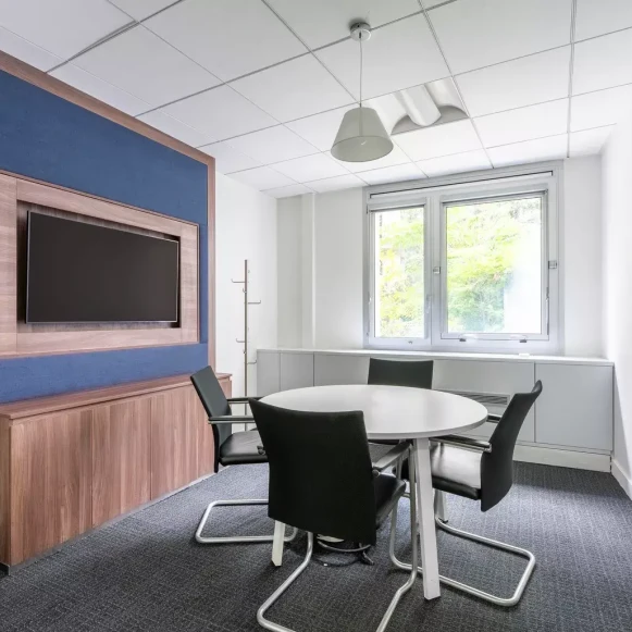 Bureau privé 5 m² 1 poste Coworking Avenue Charles de Gaulle Neuilly-sur-Seine 92200 - photo 3