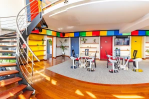 Open Space - 67100 - 1 poste - 199€