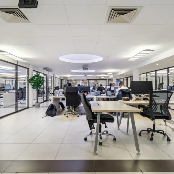 Bureau privé 90 m² 15 postes Coworking Rue Brillat Savarin Paris 75013 - photo 2