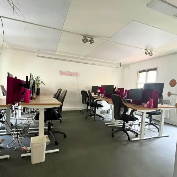 Bureau privé 85 m² 25 postes Location bureau Rue Henry Monnier Paris 75009 - photo 2