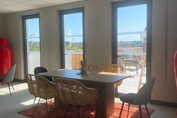 Bureau privé - 34080 - 4 postes - 1479€