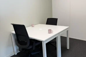 Bureau privé - 01000 - 2 postes - 461€