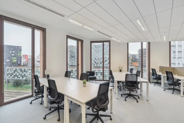 Bureau privé - 44000 - 4 postes - 1615€