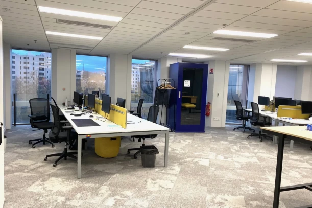 Bureau privé - 69003 - 11 postes - 4400€