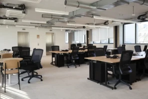 Bureau privé - 75009 - 5 postes - 2000€