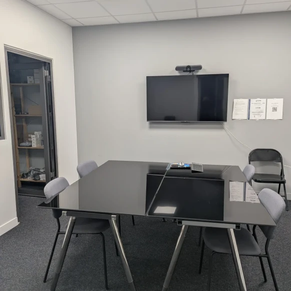 Bureau privé 50 m² 10 postes Coworking Rue Charles Sanglier Orléans 45000 - photo 4