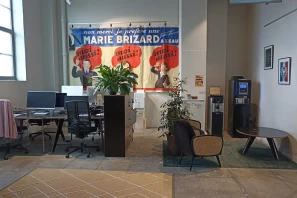 Open Space - 33000 - 5 postes - 365€