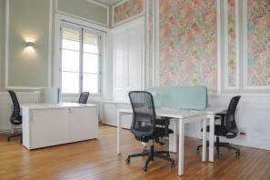 Bureau privé - 33000 - 7 postes - 3096€