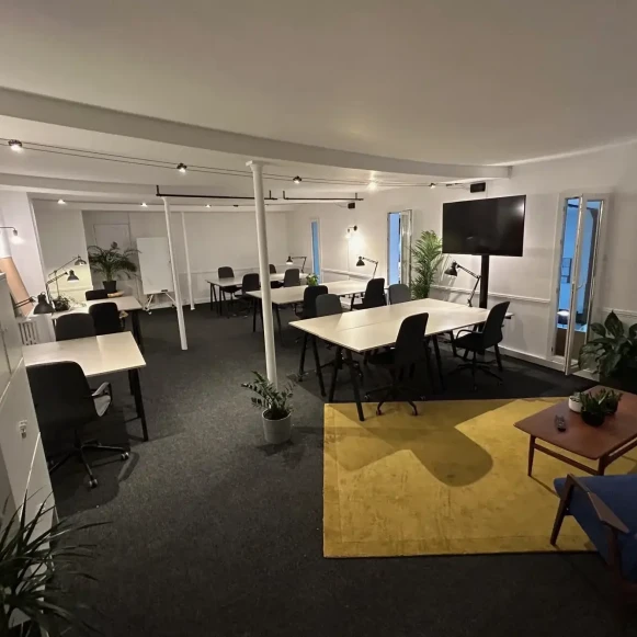 Bureau privé 60 m² 16 postes Location bureau Avenue Philippe Auguste Paris 75011 - photo 5