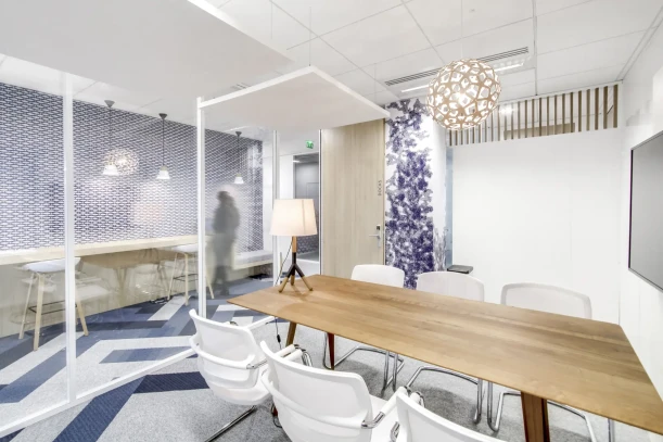 Bureau privé - 13002 - 3 postes - 570€