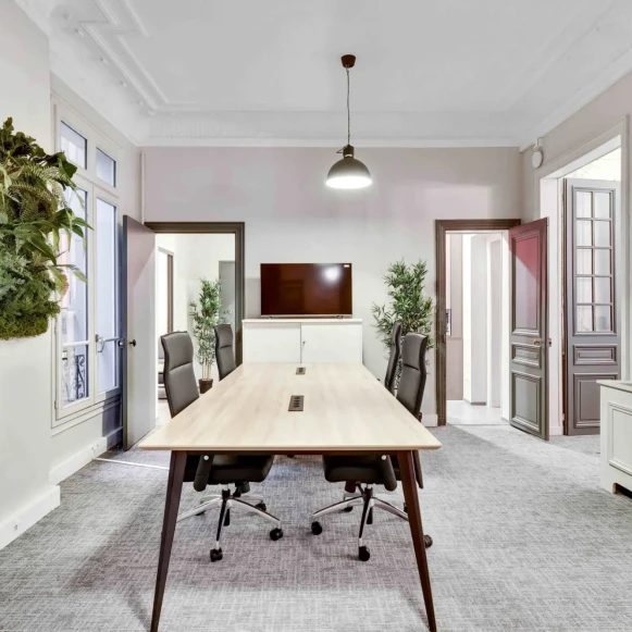 Espace indépendant 170 m² 30 postes Coworking Rue Saint-Lazare Paris 75009 - photo 3