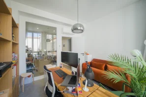 Bureau privé - 51100 - 10 postes - 2400€