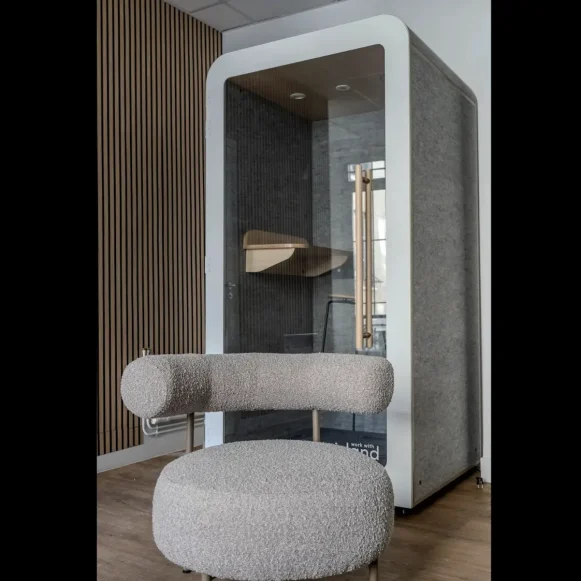 Espace indépendant 100 m² 18 postes Coworking Rue du Faubourg Saint-Martin Paris 75010 - photo 9