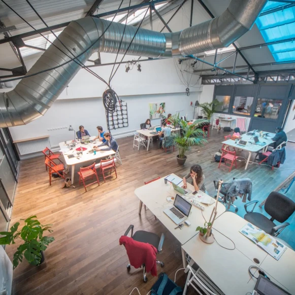 Open Space  4 postes Location bureau Rue Compans Paris 75019 - photo 1