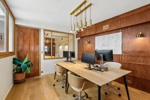 Bureau privé - 75019 - 3 postes - 810€