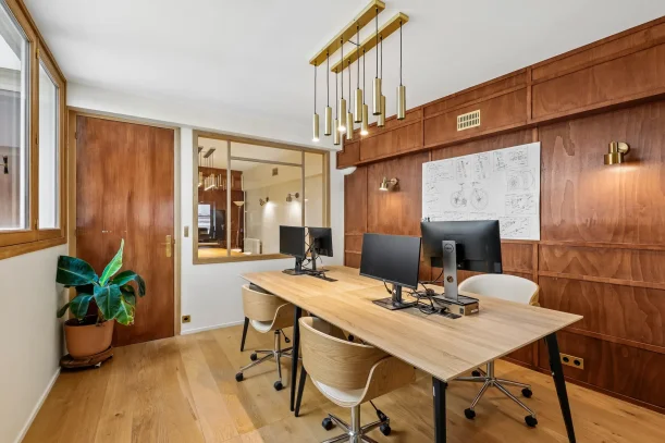Bureau privé - 75019 - 9 postes - 2430€