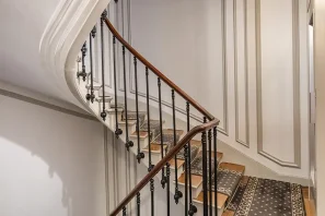 Espace indépendant - 75006 - 8 postes - 4800€