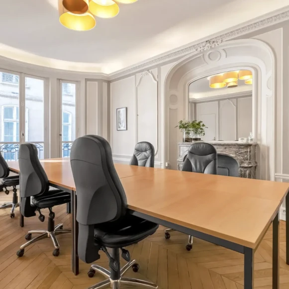 Bureau privé 50 m² 12 postes Coworking Rue d'Antin Paris 75002 - photo 5