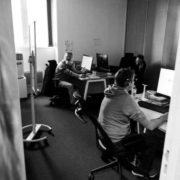 Bureau privé 20 m² 4 postes Location bureau Rue de Constantine Le Mans 72000 - photo 5