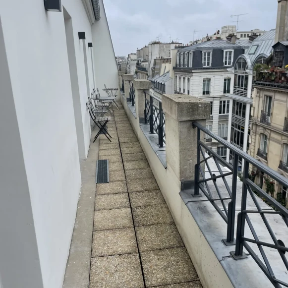 Open Space  12 postes Location bureau Rue de Paradis Paris 75010 - photo 5
