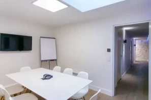 Bureau privé - 75008 - 2 postes - 1000€