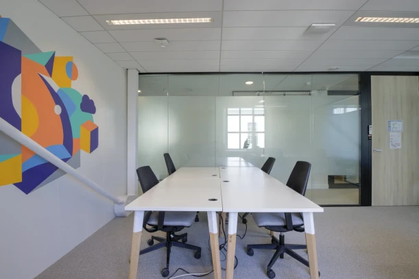 Bureau privé - 69002 - 4 postes - 2240€