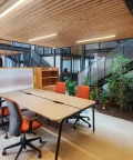 Open Space - 69600 - 18 postes - 265€
