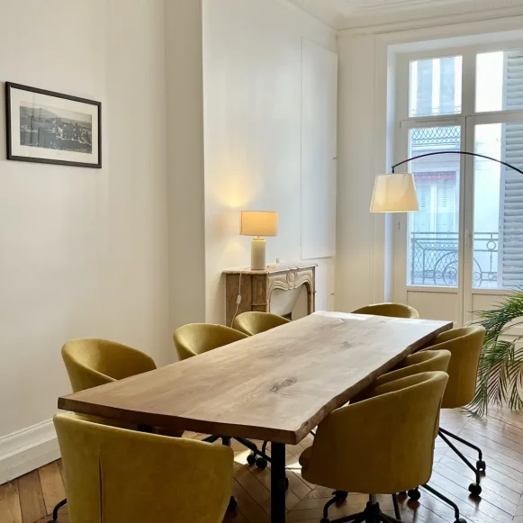 Bureau privé 40 m² 8 postes Location bureau Rue Drouot Paris 75009 - photo 1