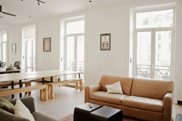 Espace indépendant - 75002 - 18 postes - 11000€