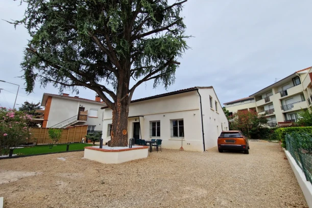 Bureau privé - 31500 - 3 postes - 690€