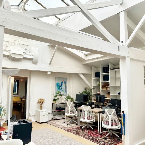 Bureau privé 25 m² 6 postes Location bureau Rue Stephenson Paris 75018 - photo 3