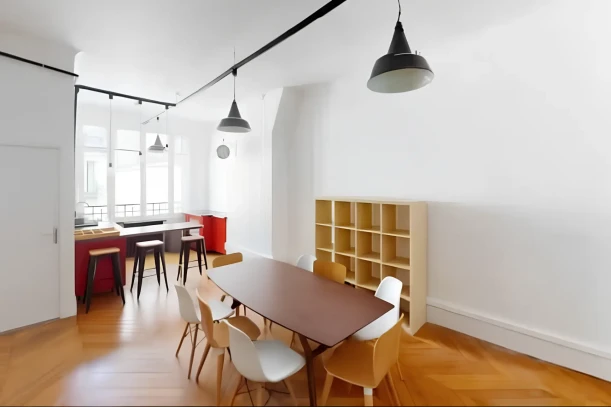 Espace indépendant - 75010 - 12 postes - 6500€