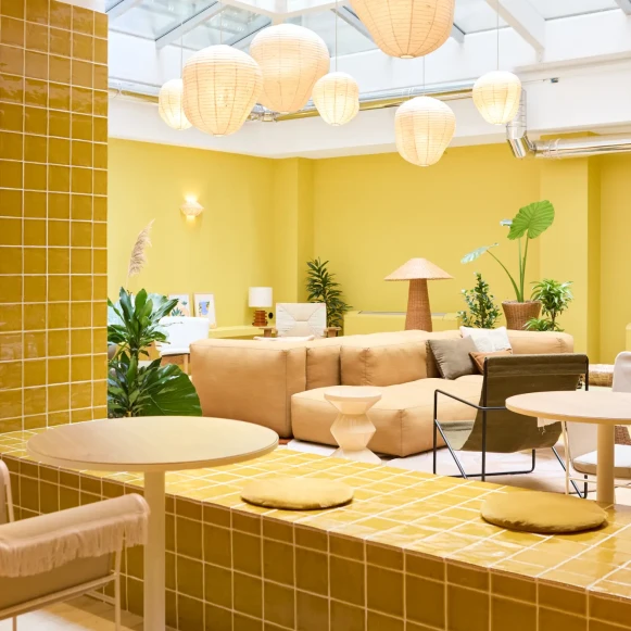 Open Space  4 postes Coworking Place de la Bourse Paris 75002 - photo 3