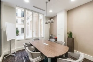 Bureau privé - 75008 - 42 postes - 28938€