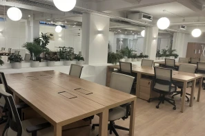 Espace indépendant - 75009 - 28 postes - 7900€