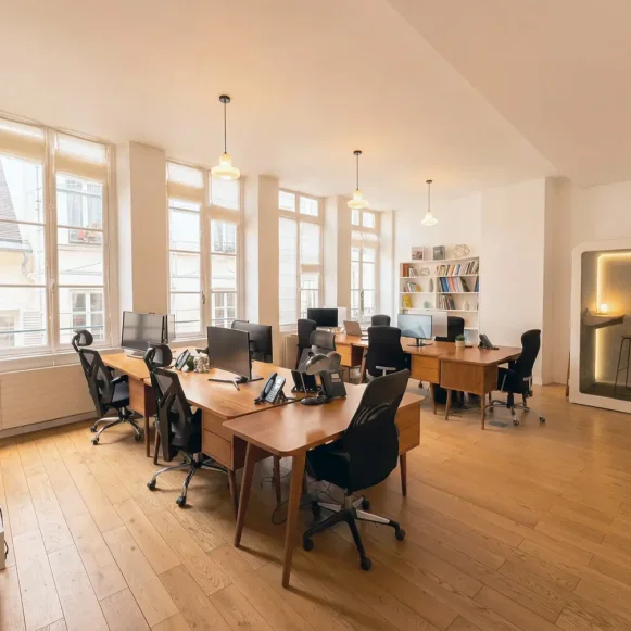 Bureau privé 70 m² 10 postes Location bureau Rue Chapon Paris 75003 - photo 7
