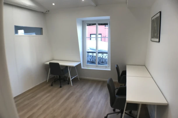 Bureau privé - 92110 - 3 postes - 1150€