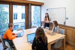 Open Space - 69003 - 10 postes - 249€