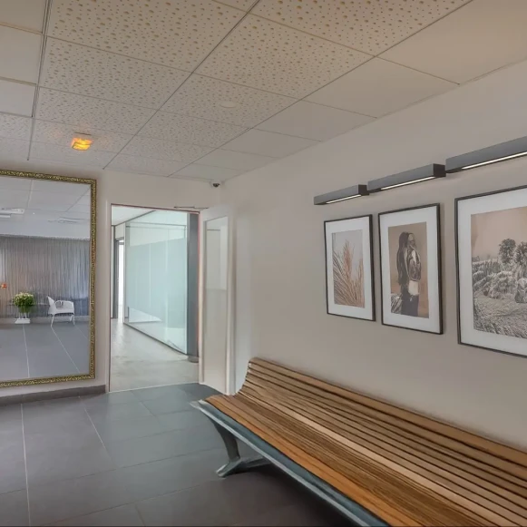 Bureau privé 64 m² 13 postes Location bureau Route de Gisy Bièvres 91570 - photo 6