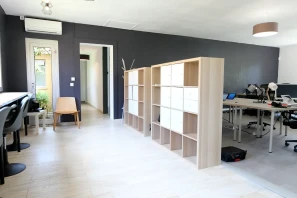 Open Space - 13290 - 10 postes - 209€