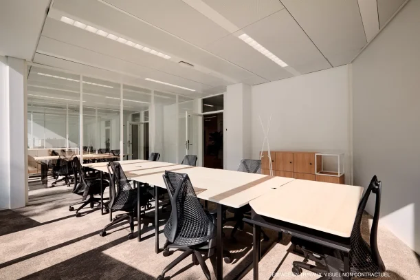 Bureau privé - 75015 - 8 postes - 2880€