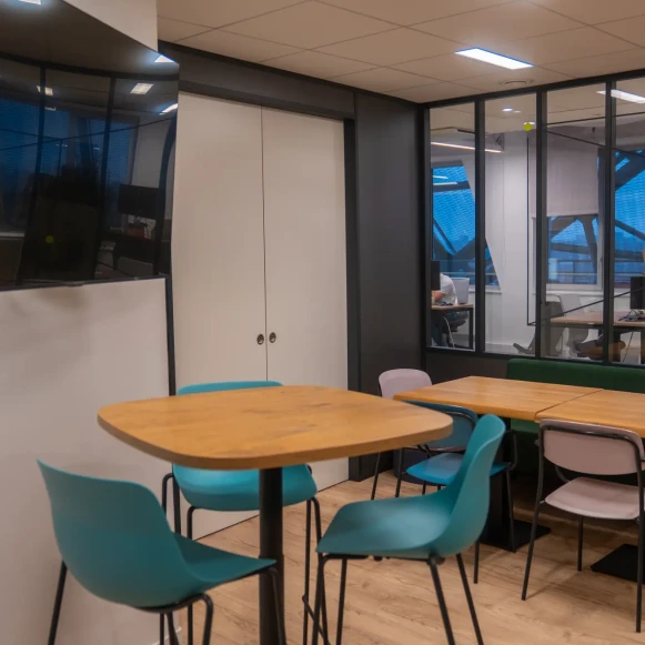 Open Space  28 postes Coworking Rue de Châtillon Rennes 35000 - photo 7