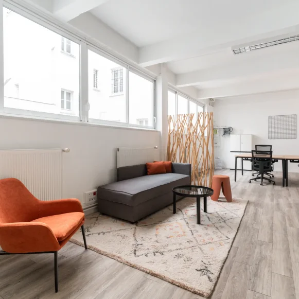 Espace indépendant 96 m² 12 postes Coworking Rue de Charonne Paris 75011 - photo 5